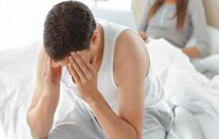 Un home con problemas de potencia